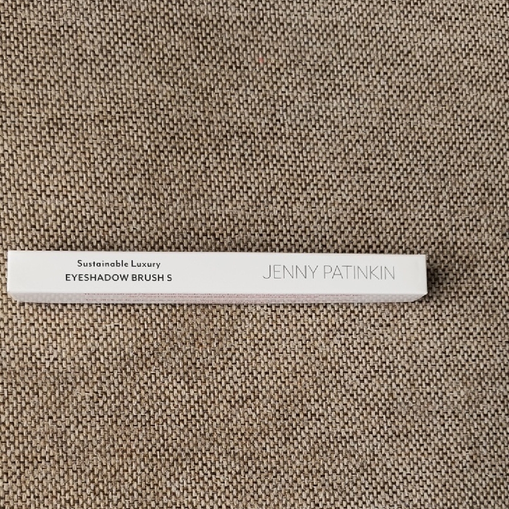 Jenny Patinkin Sustainable Luxury Eyeshadow Brush S